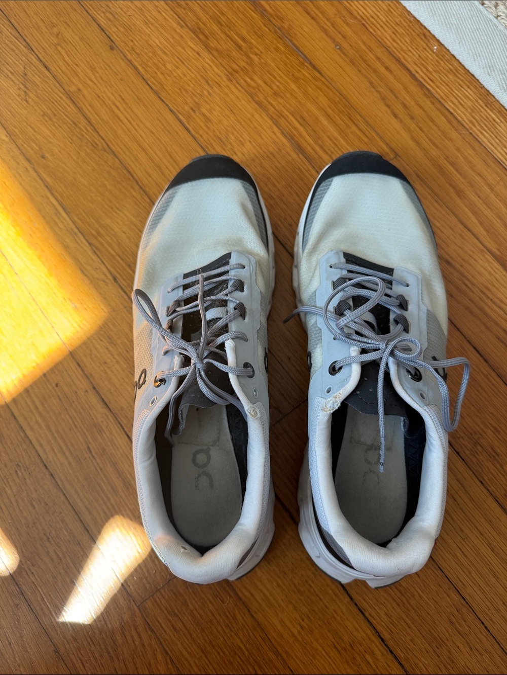 On Cloud Sneakers Womens CloudVista in Glacier | Women size 9 - Picture 2 of 7
